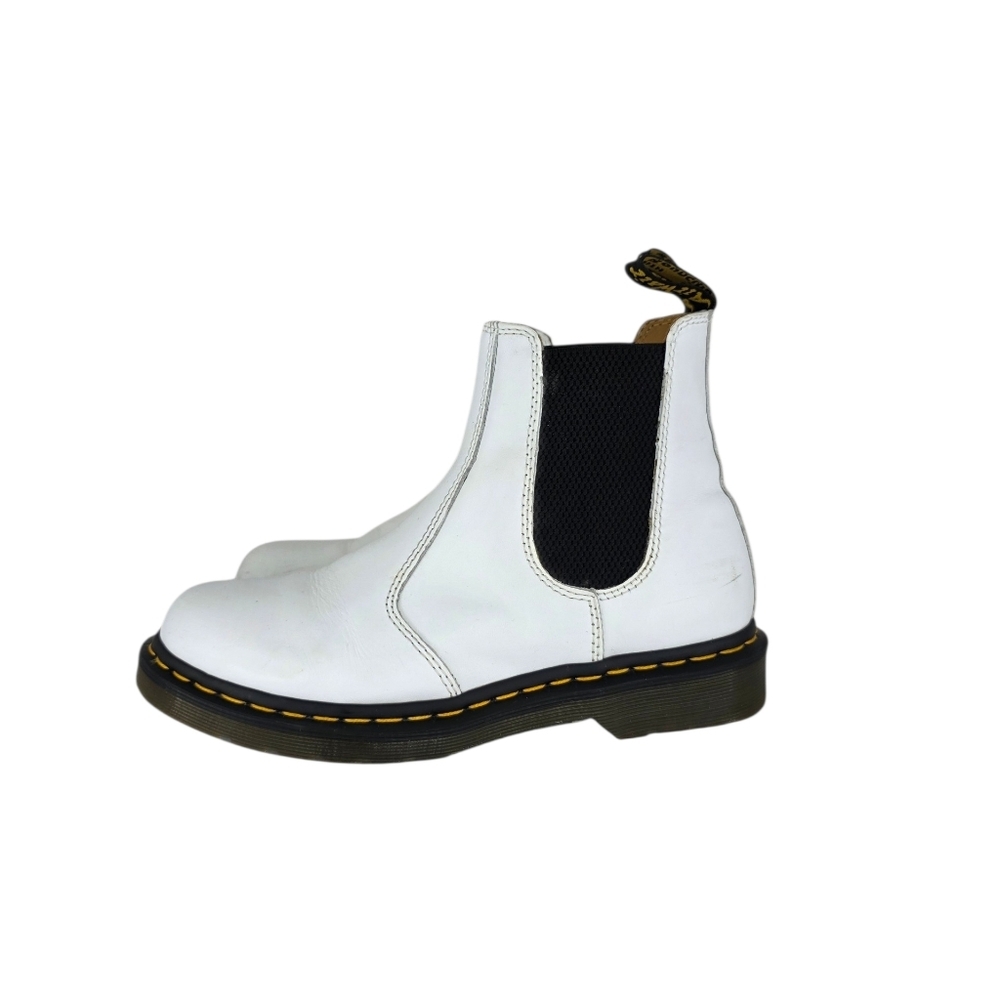 Dr. Martens Womens 2976 Smooth Leather White Chelsea Boot Pull On Air Way Size 9